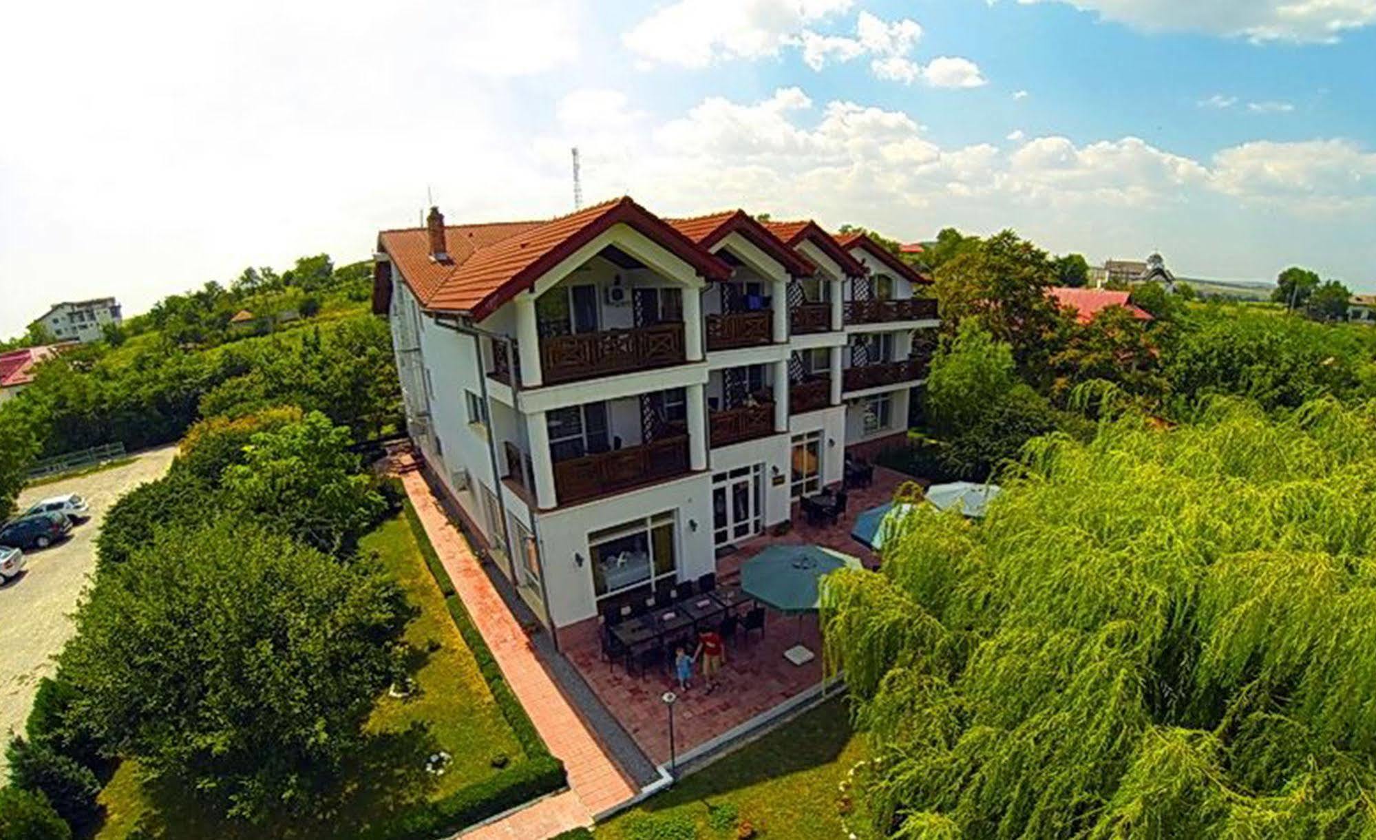 Hotel Wels Băltenii de Sus Eksteriør bilde