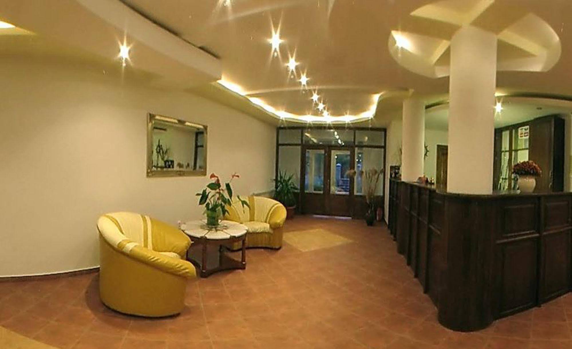 Hotel Wels Băltenii de Sus Eksteriør bilde